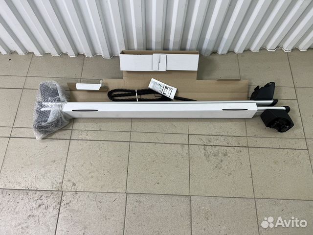 Оригинал поперечины на рейлинги Ауди Q8 новые