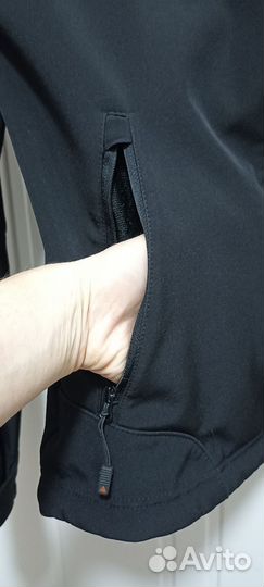 Спортивная куртка 42 размер
