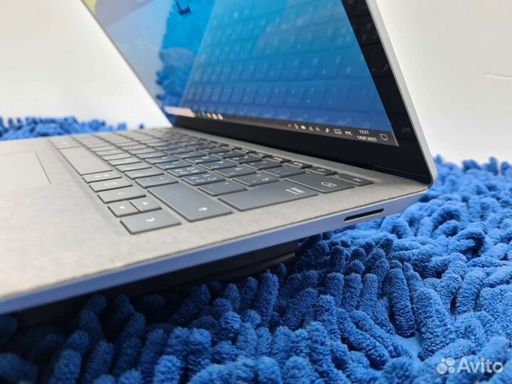 Ноутбук Microsoft Surface Laptop 3 i5 8/256 Touch