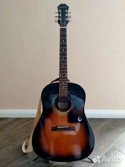 Электроакустическая гитара Epiphone AJ100