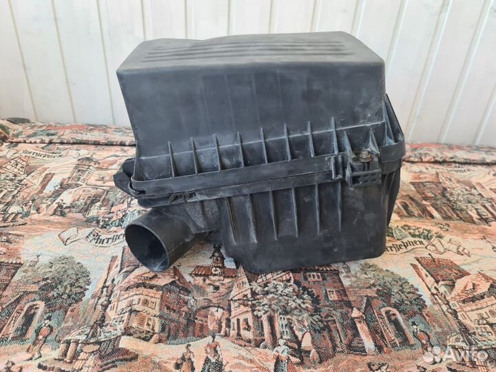 Корпус воздушного фильтра toyota camry