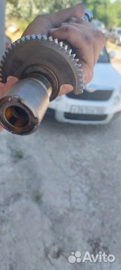 Вал подъёма клапанов мотора EP6