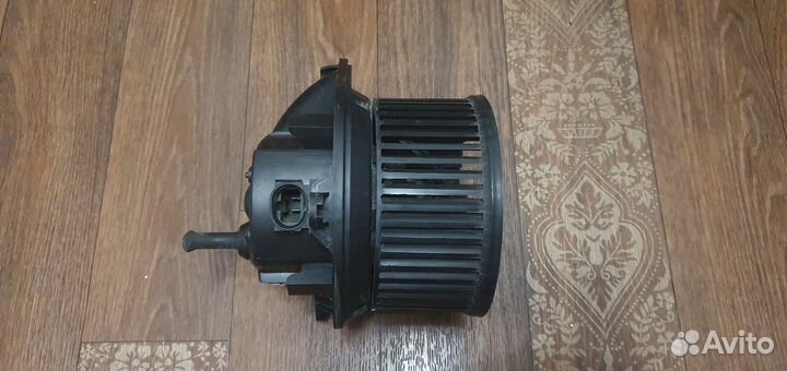 Вентилятор печки Mercedes-Benz Sprinter 1