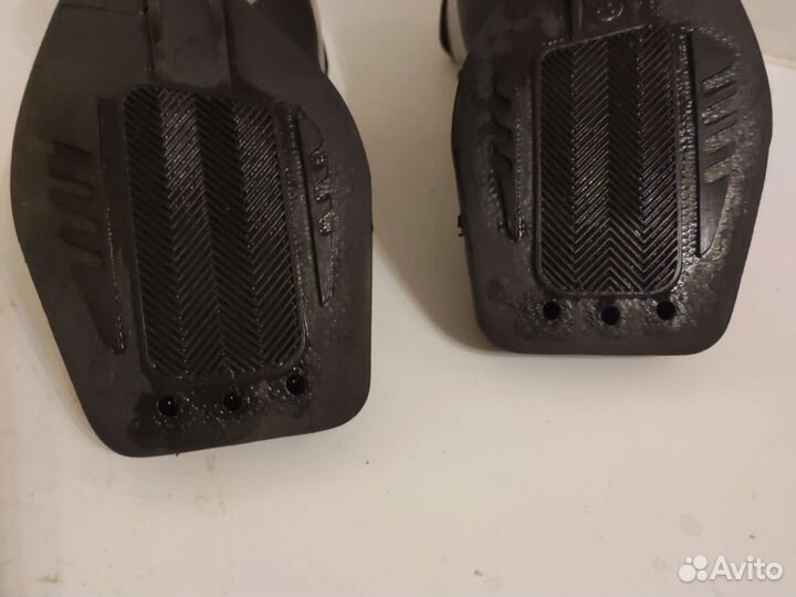 Лыжные ботинки 32р