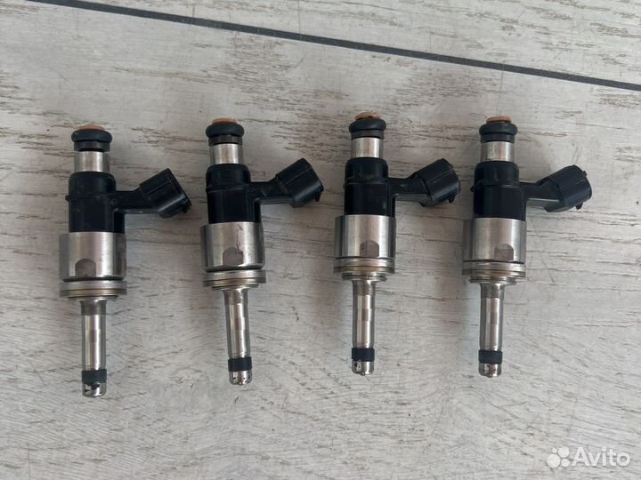 Toyota Rav4 xa50 форсунки топливные