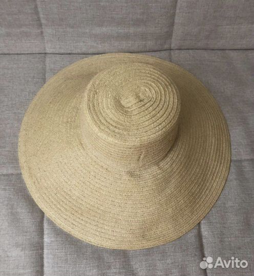 Шляпа женская соломенная