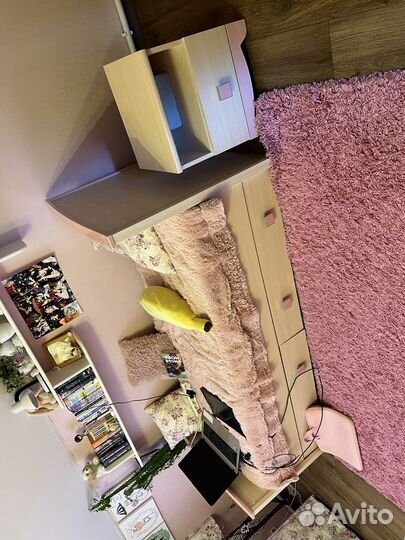 Мебель в детскую для девочки