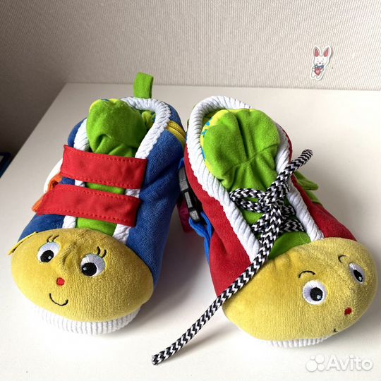 Развивающая игрушка ботинки детские