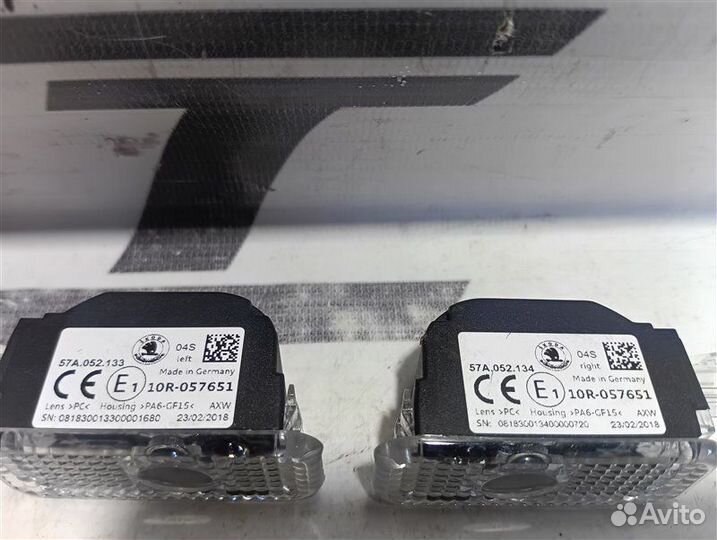 Плафоны двери с проекцией Skoda Karoq dffa 2018