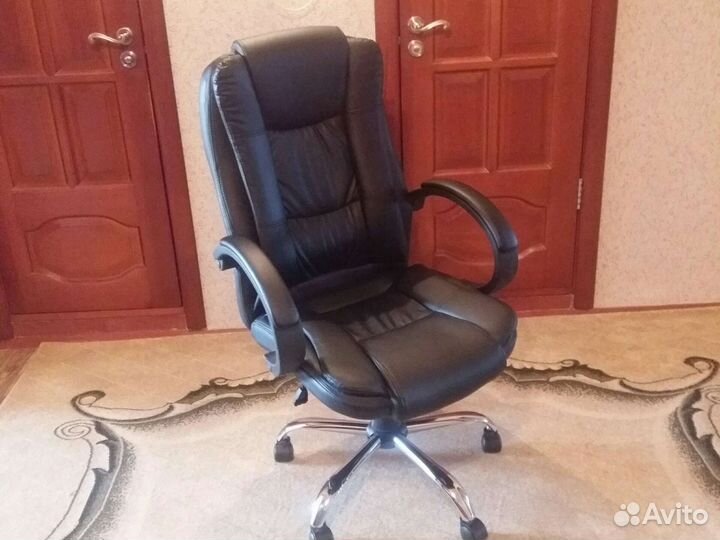 Компьютерное кресло руководителя бу