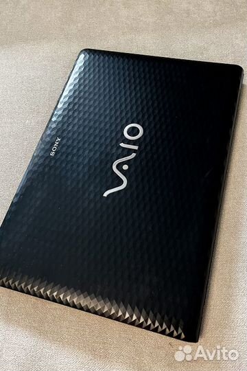 Рабочий ноутбук: i3 процессор, 4GB RAM, Win 11