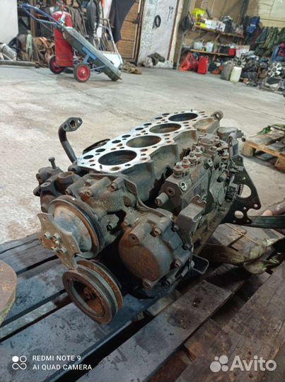 Двигатель 4D31 в разборе