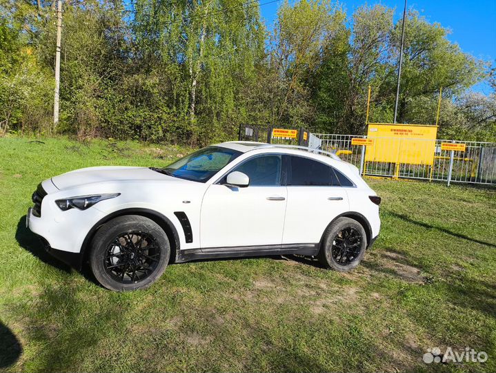 Infiniti FX37 3.7 AT, 2012, 240 000 км