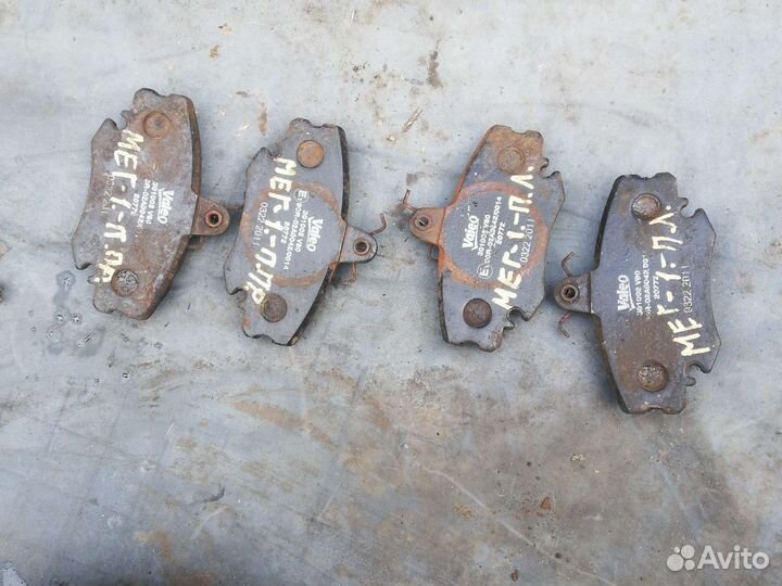 Суппорт тормозной передний Рено Меган 1