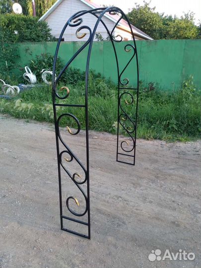 Арка садовая