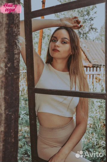 Тренер по танцам, растяжке, йоге, мягкому фитнесу