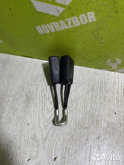 Ответная часть ремня безопасности Шкода Октавия