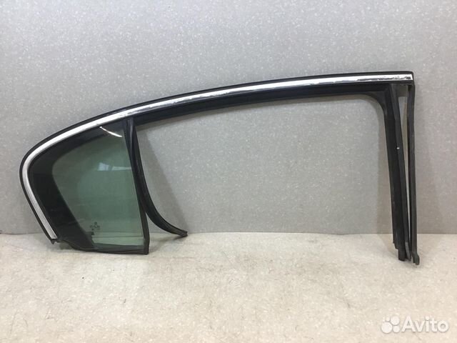 Стекло двери задней правой VW Passat B6 2005-2010