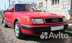 Гладкое стекло фары Audi 100 с4 (45 кузов)