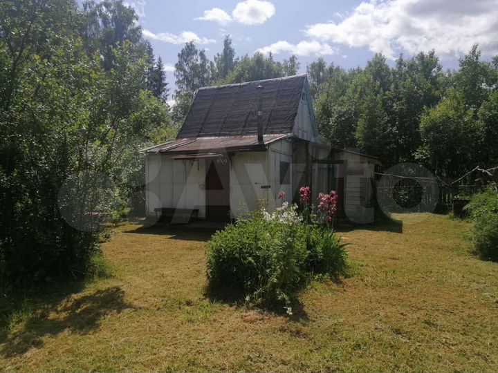 Дача 30 м² на участке 10 сот.