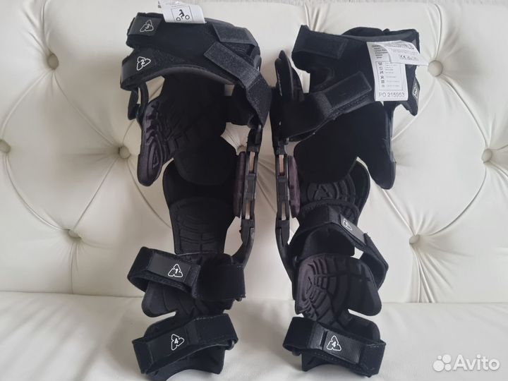 Наколенник Саrbоn Leatt Knee Brace C-Frame