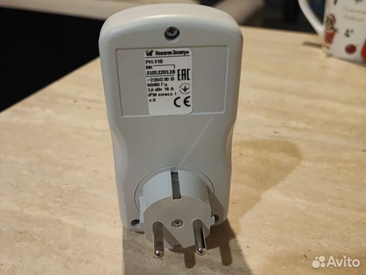 Реле напряжения 16А