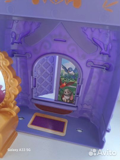 Домики с игрушками