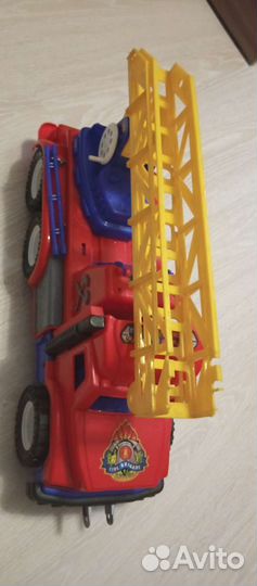 Игрушка пожарная машина