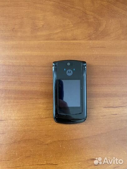 Motorola RAZR2 V8, 2 ГБ