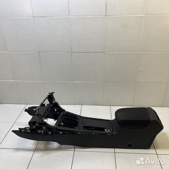 Консоль центральная Volkswagen Golf 7 5G1 MK7