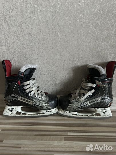 Коньки хоккейные
