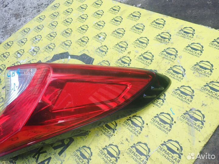 Фонарь задний наружный правый Toyota C-HR
