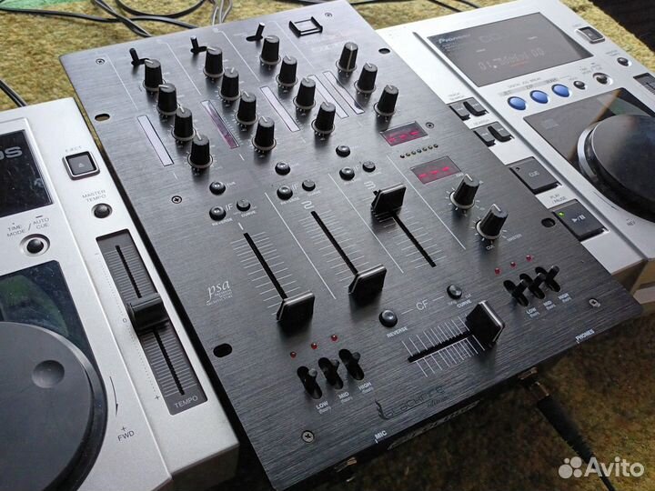 DJ-микшер пульт Reloop Rmx-30BPM Blackfire edition