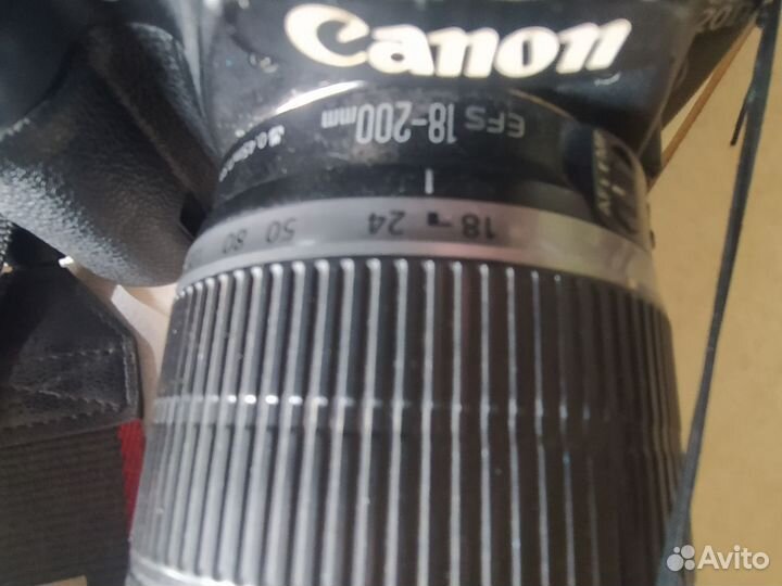 Зеркальный фотоаппарат Canon eos 20D