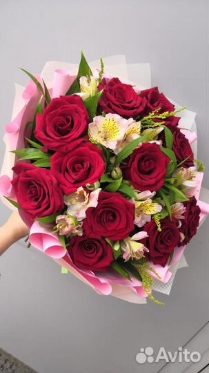 Свежие живые цветы в наличии опт и розница