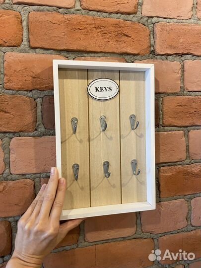Ключница настенная из дерева