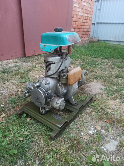 Мотопомпа бензиновая