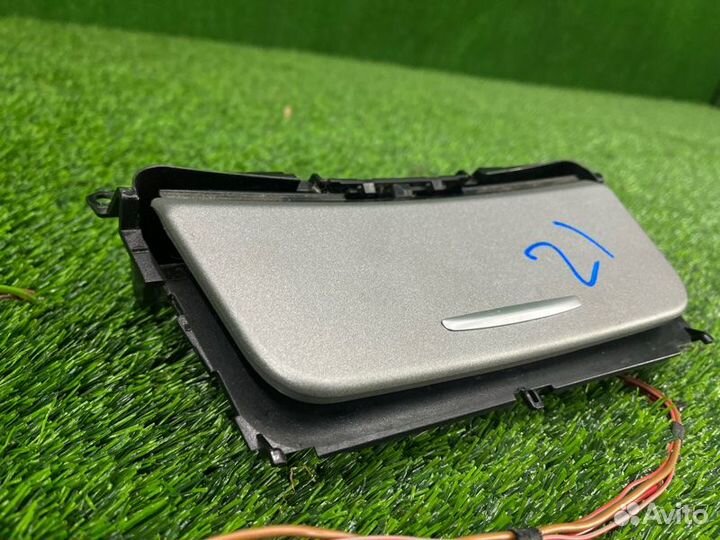 Пепельница Bmw 1 E87 N46B20BY 2006