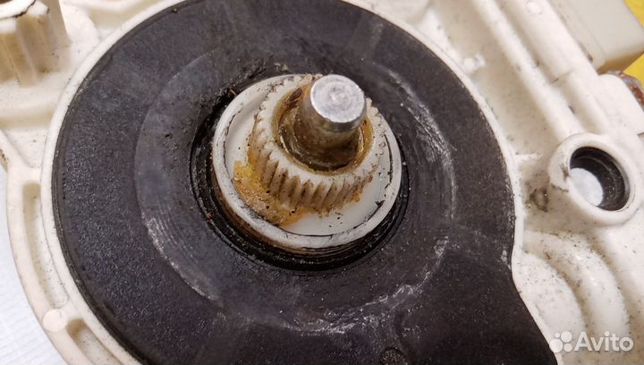 Моторчик стеклоподъемника 7-серия E65/E66