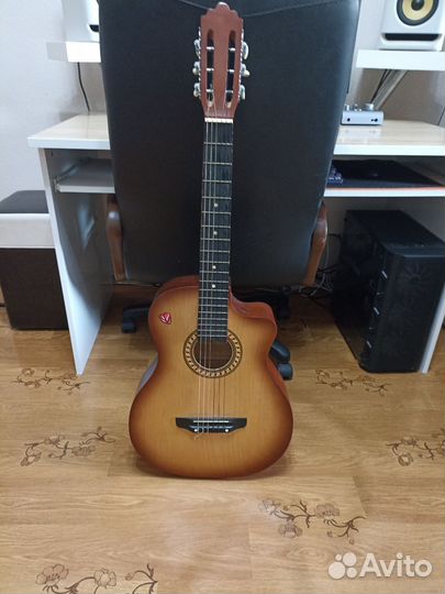 Акустическая гитара 6 струн