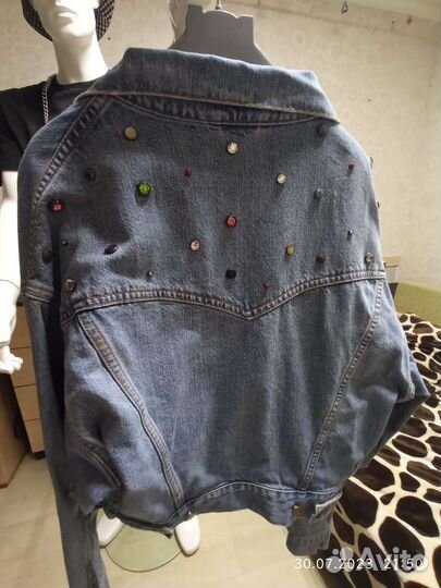 Джинсовая куртка