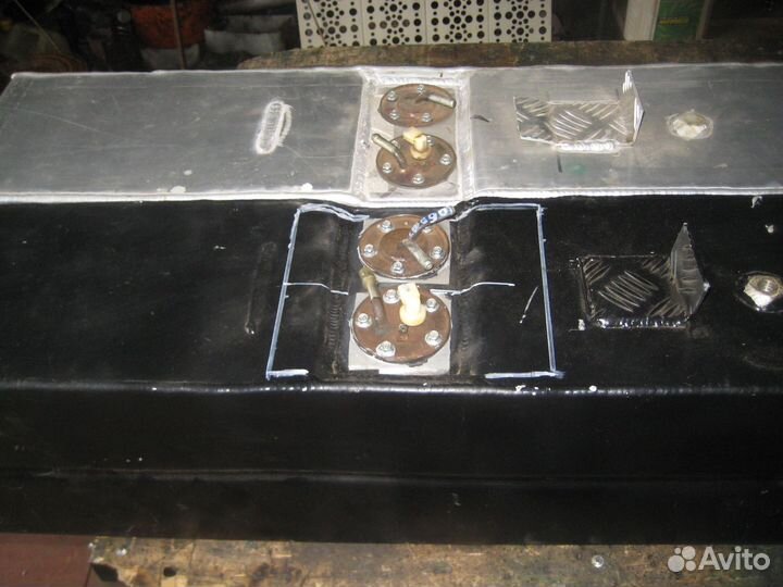 На УАЗ патриот бензобак