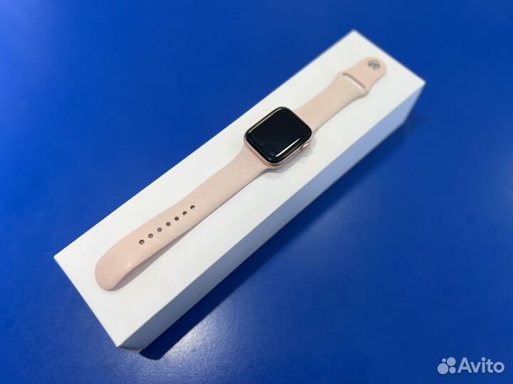 Apple Watch 5, Gold, 44MM, АКБ 73%