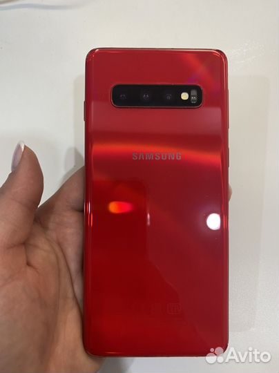 Samsung Galaxy S10, 8/128 ГБ