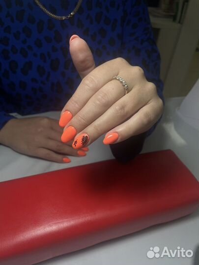 Маникюр /педикюр