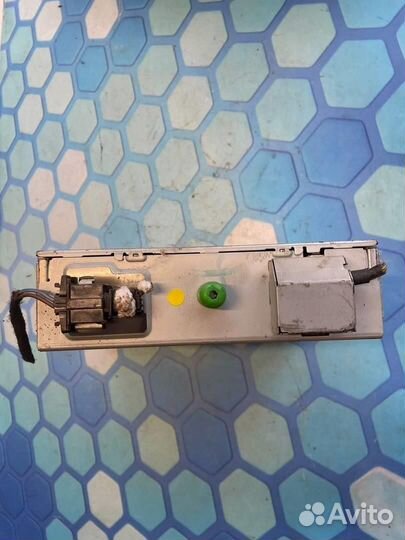 CD чейнджер 3b7035110