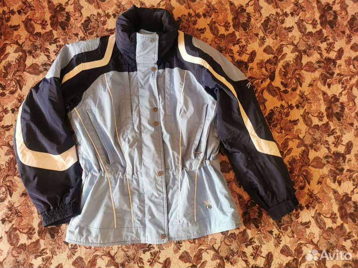 Куртка спортивная горнолыжная