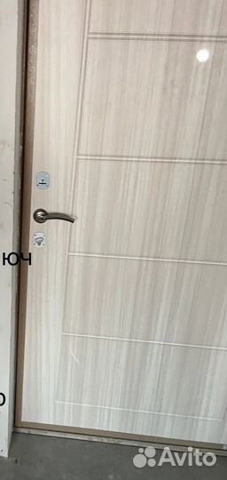 Входная металическая б/у нестандарт