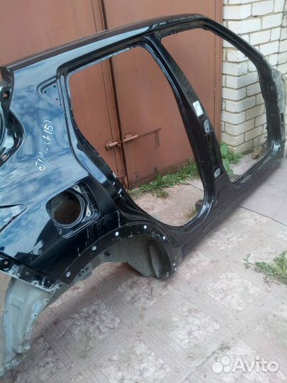 Боковина, порог правый nissan juke