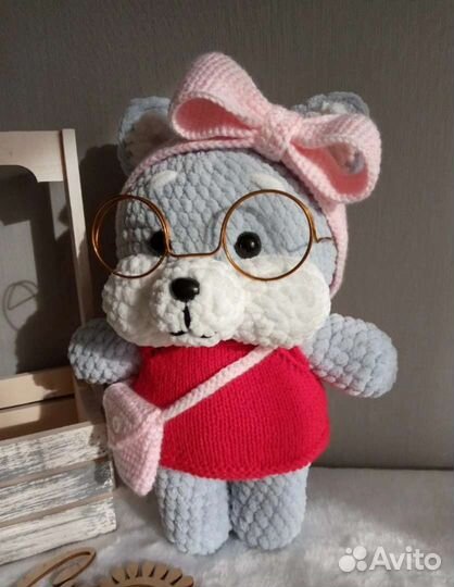 Собачка плюшевая